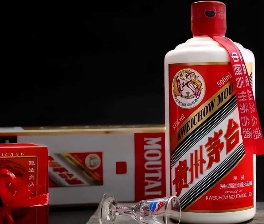 整箱买白酒往往会便宜,为什么茅台会更贵?